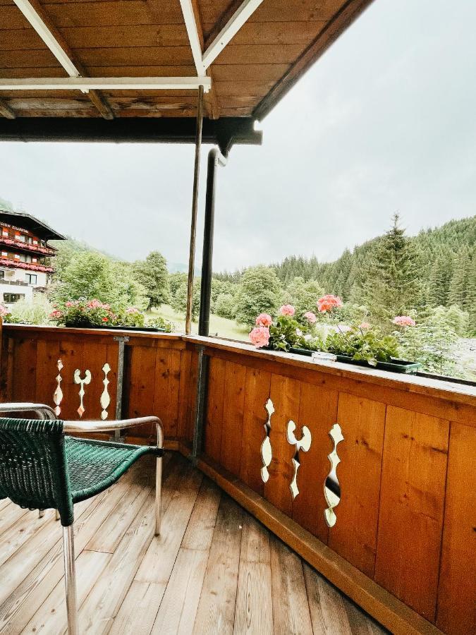Alpenhotel Tirolerhof Герлос Екстериор снимка