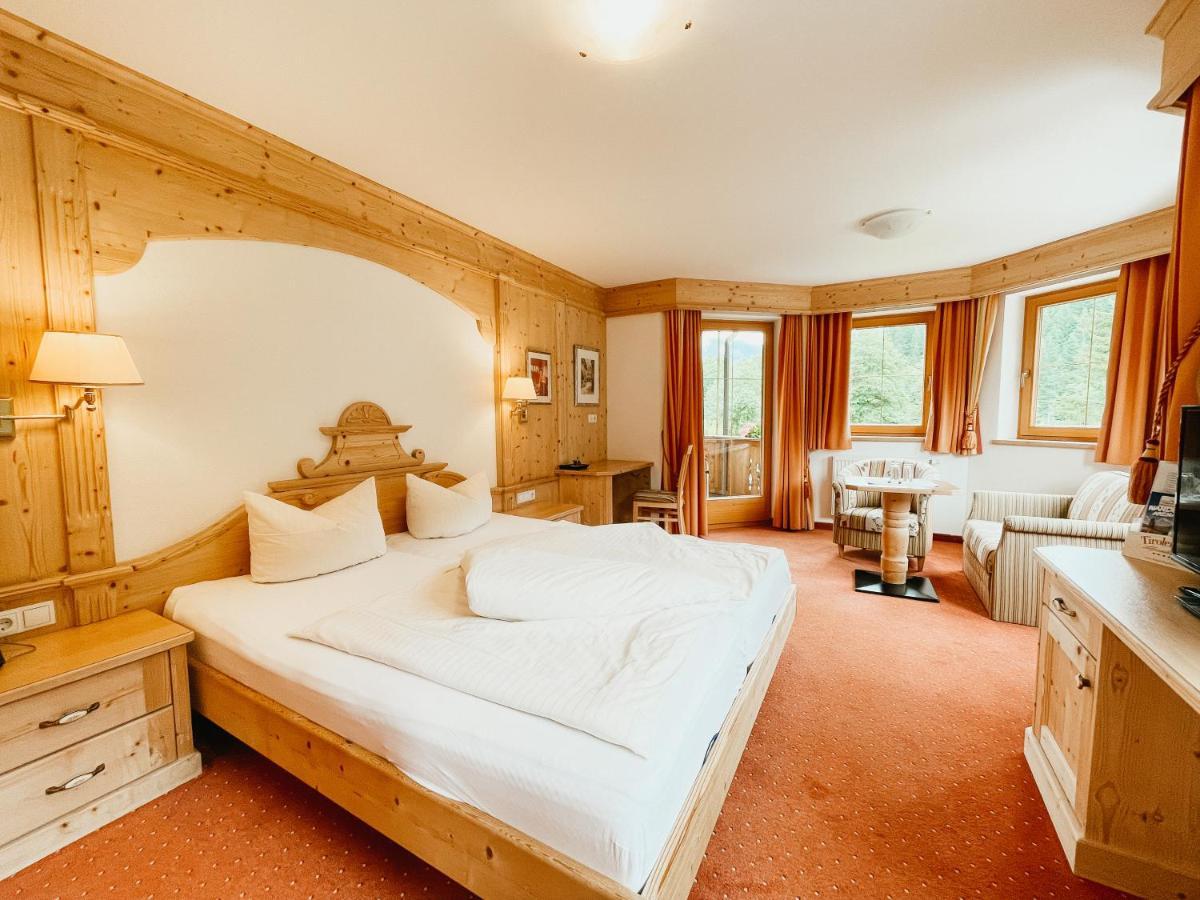 Alpenhotel Tirolerhof Герлос Екстериор снимка